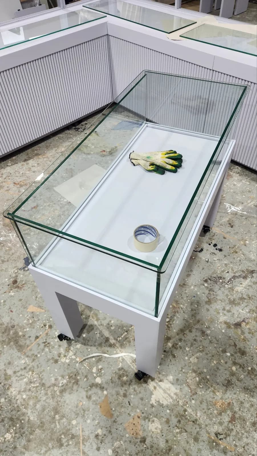 유리 진열대